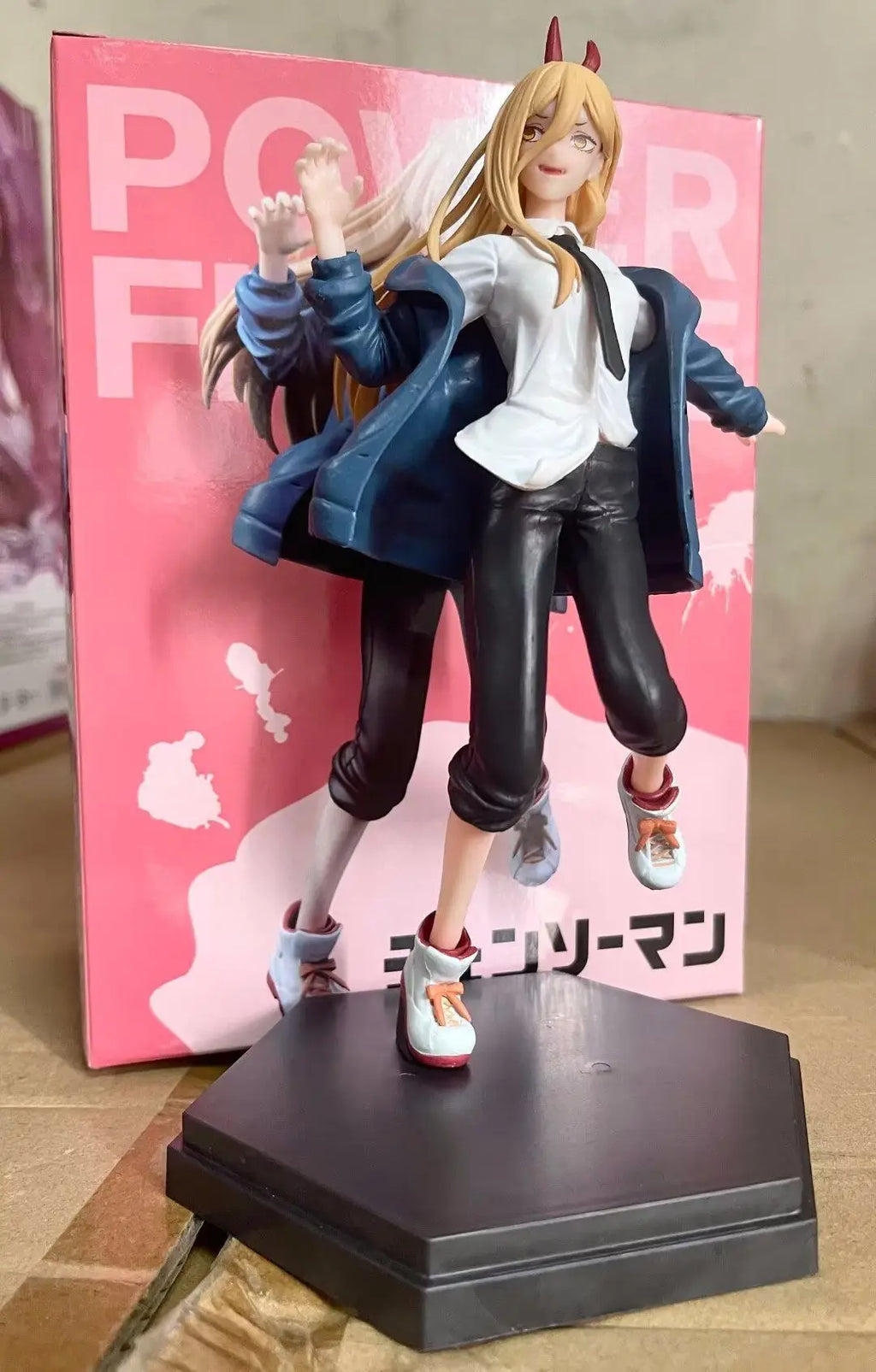 Figurine Chainsaw Man  Power Action